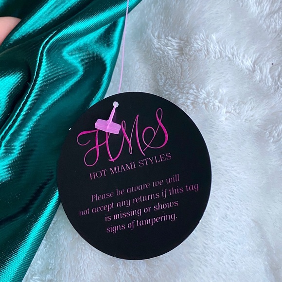 Emerald Green Satin Dress! - Picture 6 of 7